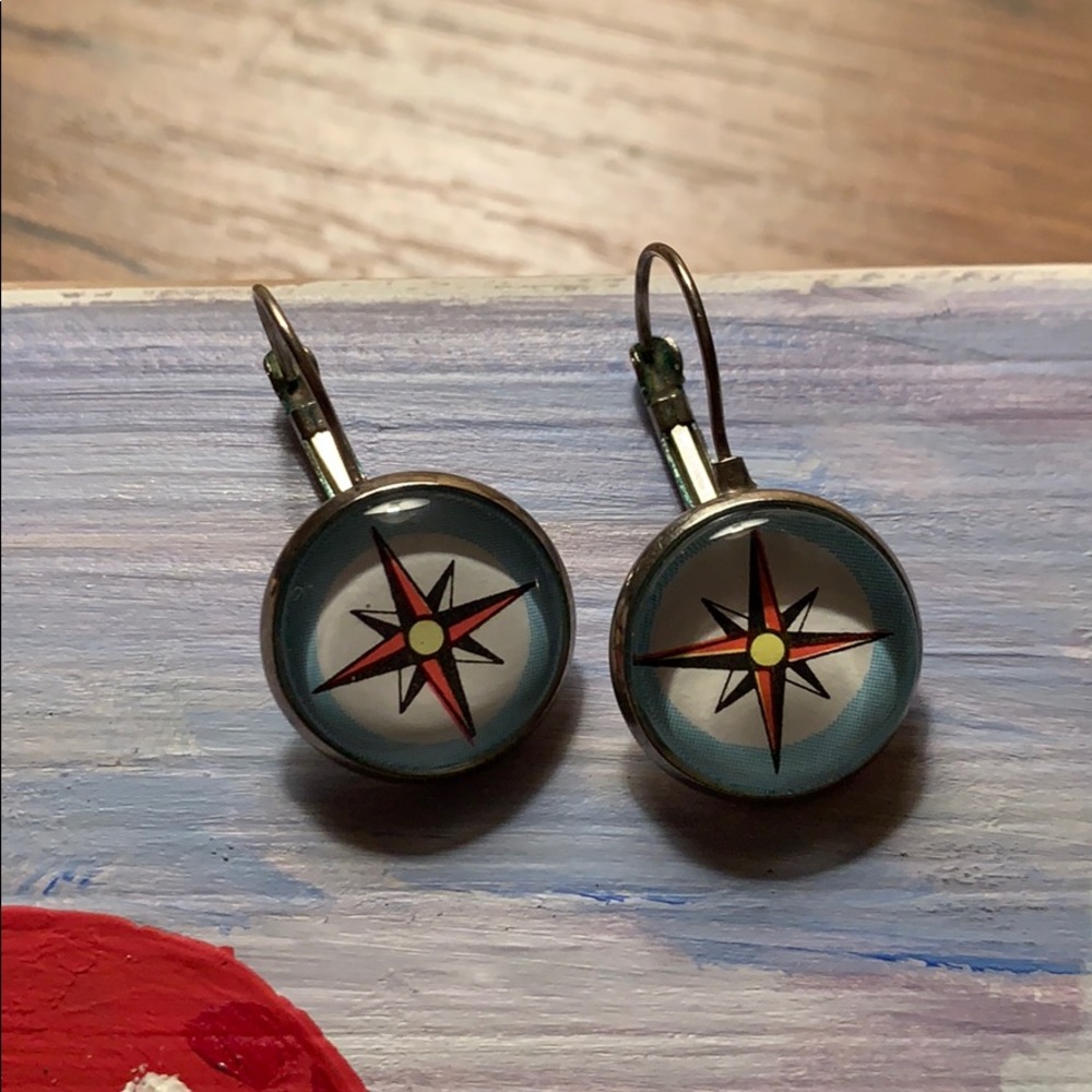 VINTAGE compass earrings!